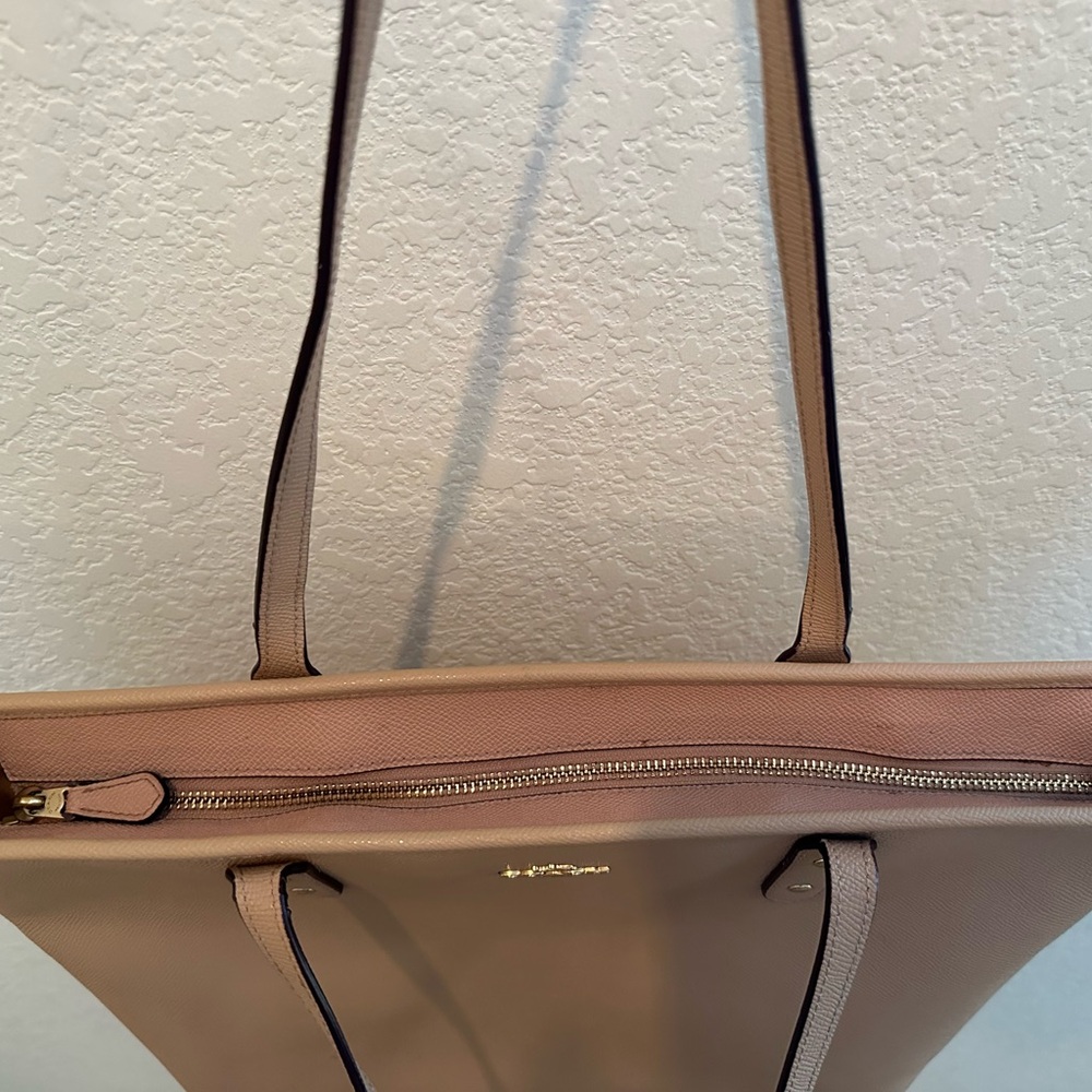 Coach Tan Leather Tote Minimalist Design - Picture 6 of 14